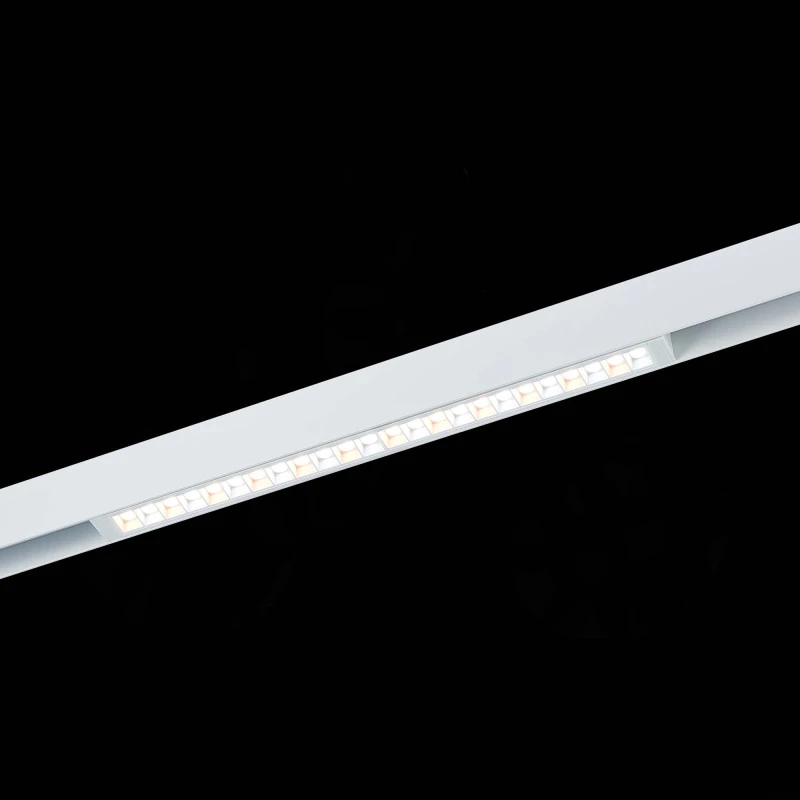 Светильник на шине ST-Luce ST655.596.18